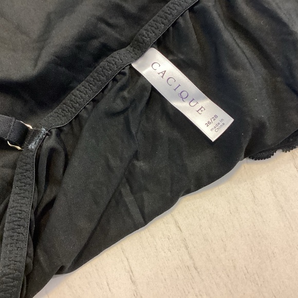 NWT Cacique Black Cami Lace Top (TOP ONLY) from 2-PC NIGHTIE SET SZ 26/28 $65 - Picture 9 of 11